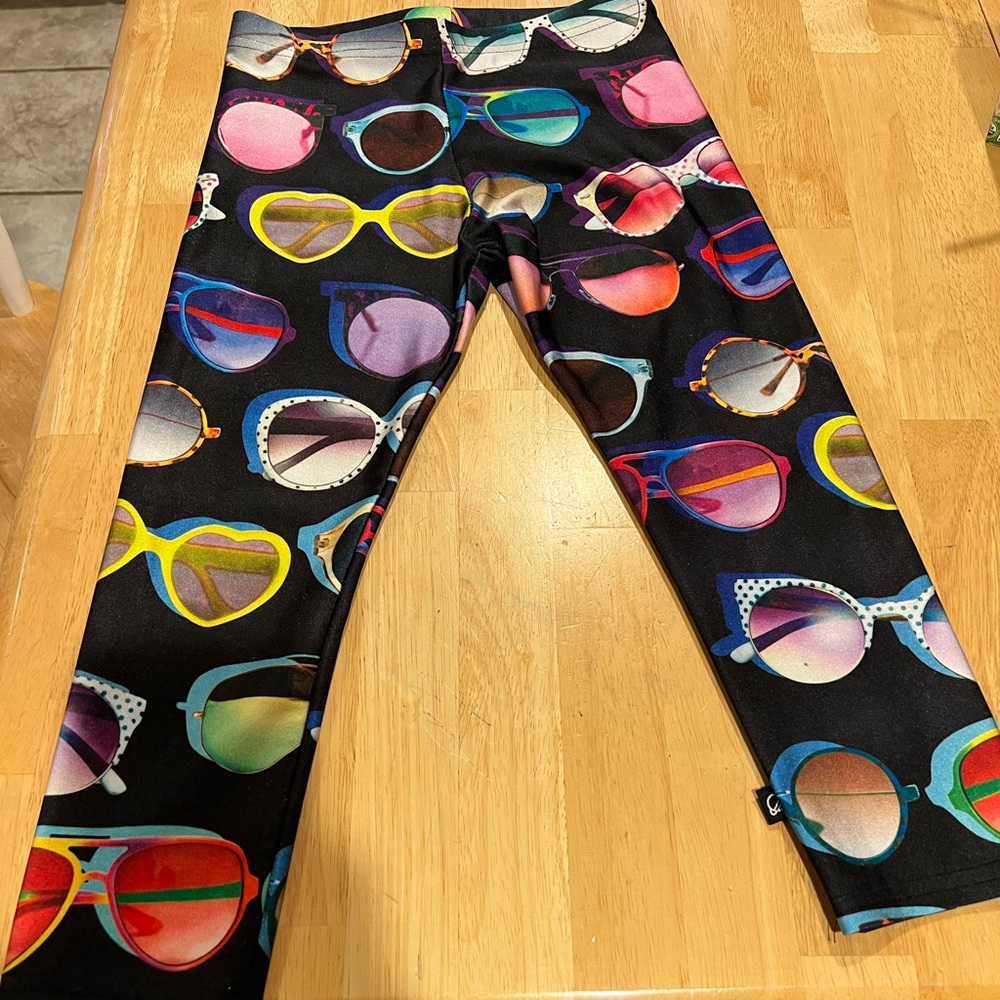 Calf length Terez leggings sunglass pattern